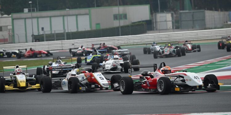Rasero è Campione TopJet F 2000 Italian Trophy 2020
