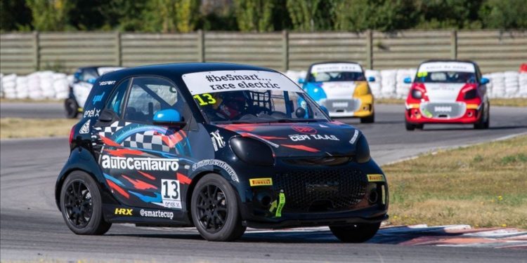 Continuano a formarsi gli equipaggi della Smart e-cup 2021