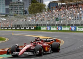 F1 Gp Australia 2022, Leclerc in pole position con Ferrari