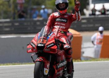 MotoGP Spagna, Bagnaia vince davanti a Quartararo