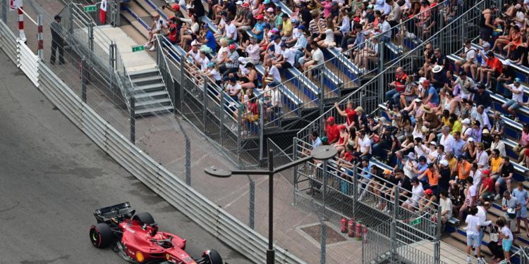 F1 Gp Monaco, Leclerc pole e prima fila Ferrari