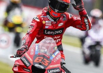 MotoGp Olanda, doppietta Ducati: Bagnaia vince davanti a Bezzecchi