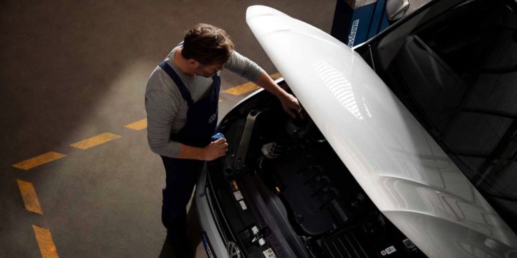 Affidabilità auto: chi più spende meno spende