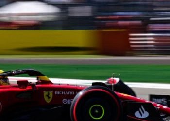 F1 Gp Monza 2022, la Ferrari di Leclerc in pole position
