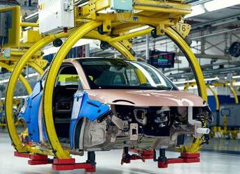 Auto elettriche: la Cina punta all’Italia