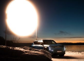 Kia EV9 alimenta fedelmente la luce del Sole in Norvegia