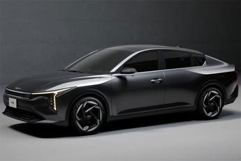 Kia K4 2025: la berlina di nuova generazione