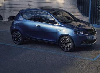 Lancia Ypsilon: esce di scena la fashion city car