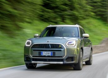 Nuova MINI Countryman: sicurezza e sostenibilità
