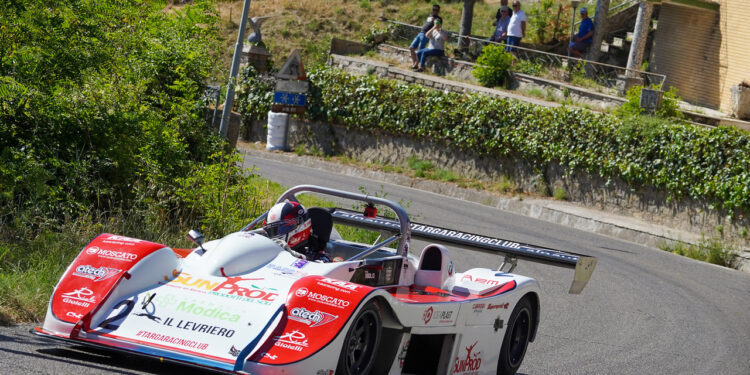 Riolo rimonta e vince sul bagnato la 27^ Lago – Montefiascone