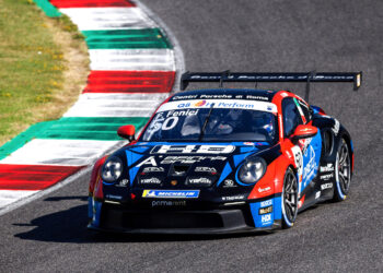 Fenici chiude in testa la prime metà di stagione in Carrera Cup