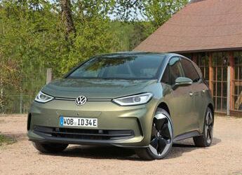 Volkswagen, vendite in calo, si pensa alla chiusura di una fabbrica