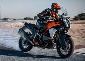 Nuova KTM 1390 SUPER ADVENTURE S EVO 2025