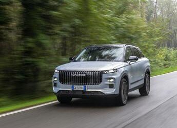 Jaecoo J7, tecnologia e sicurezza alla portata di tutti