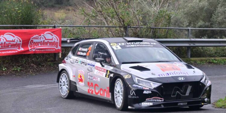 Buona la prima per Spotup:  con Fabio Andolfi brinda alla vittoria della Ronde della Val Merula