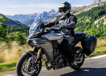 Yamaha presenta le nuove TRACER 9 e TRACER 9 GT 2025