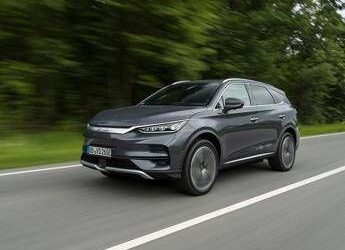 BYD TANG: il SUV elettrico spazioso e tecnologico per la famiglia