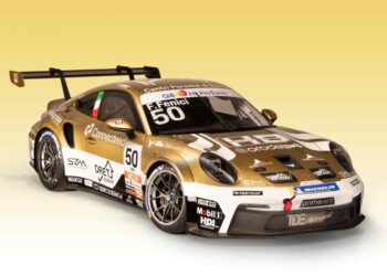 Fenici rinnova colori e ambizioni nella Carrera Cup Italia