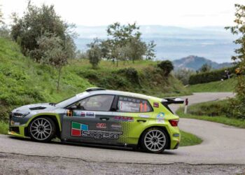 Luca Artino pronto ad accendere i motori della stagione sportiva 2025: il pilota pistoiese al “via” del Rally Il Ciocco, apertura della Coppa Rally di Zona 7