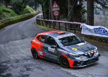 ART Motorsport 2.0 sfortunata al Rally Il Ciocco: amari ritiri per Luca e Noemi Artino
