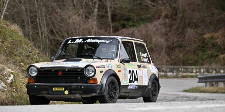 Matteo Musti (Porsche Carrera RS) vince il 15° Historic Rally delle Vallate Aretine