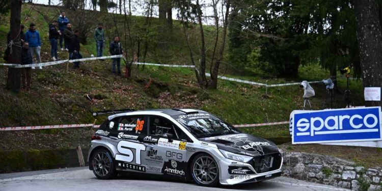 Rudy Michelini nella top-ten di un “Ciocco” d’altri tempi: il pilota lucchese è nono, all’esordio sulla Hyundai i20 N Rally2 Step 2