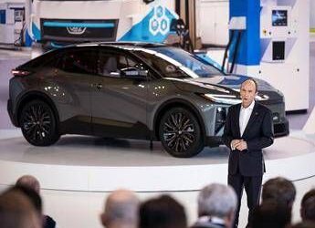 Toyota rafforza la sua strategia multi-tecnologica