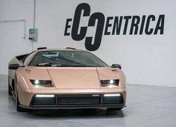 Eccentrica Rose Phoenix: inizia la produzione della Restomod ispirata alla Lamborghini Diablo