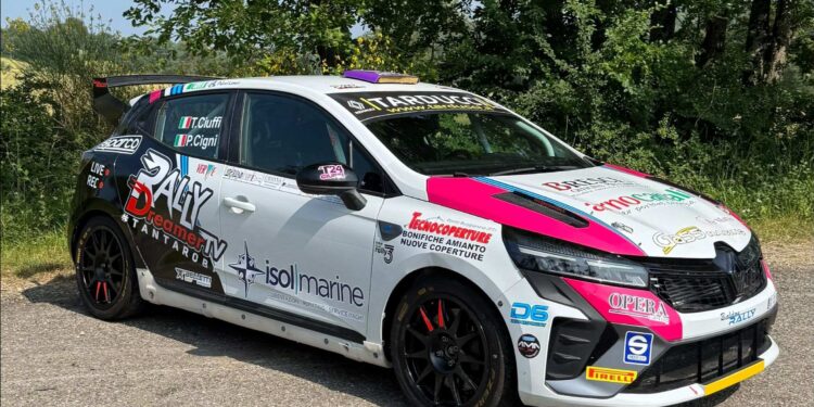 Tommaso Ciuffi al Rally di Reggello con la Renault Clio Rally3 di Baldon Rally