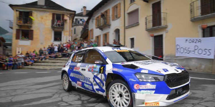 Corrado Pinzano al comando del 61° Rally Valli Ossolane:  domani altre cinque prove speciali in programma