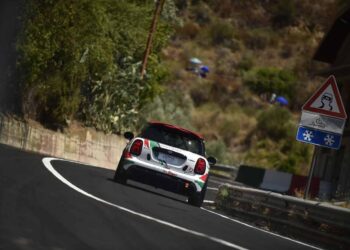 Via allo spettacolo della 29ª Luzzi-Sambucina