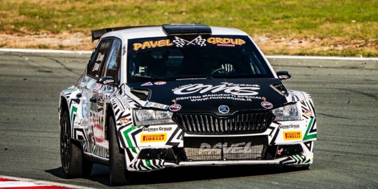 IL 16ENNE LORENZO LENZI AL DEBUTTO RALLISTICO: AL VIA IN SLOVENIACON LA FABIA R5 DI PAVEL GROUP