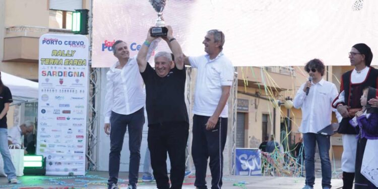 La Porto Cervo Racing Team festeggia la vittoria tra le scuderie nella Coppa Rally Zona 10