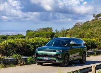 Hyundai IONIQ 9 conquista le cinque stelle Euro NCAP