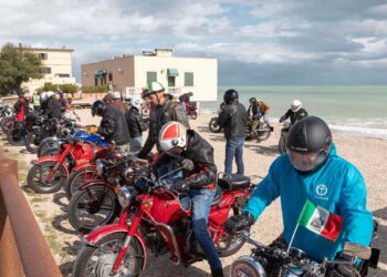 4^ RIEVOCAZIONE DEL CIRCUITO DELL’INFINITO PER MOTO D’EPOCA A RECANATI