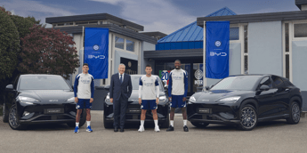 BYD consegna all’Inter la nuova SEALION 7 INTER EDITION