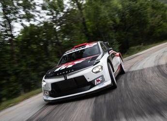 Presentata la nuova Lancia Ypsilon Rally2 HF Integrale, in 2026 gareggerà in Fia WRC2