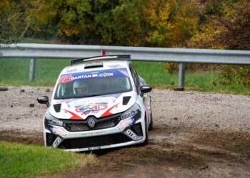 ANDREA BARTARELLI AL VIA DEL RALLY “FETTUNTA”