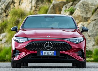 La nuova Mercedes CLA elettrica è la regina del ‘Car of the Year 2026’