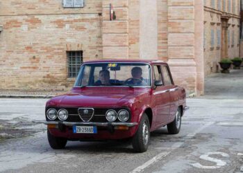 “DAL BEL MARE AL BEL MONTE” PER AUTO D’EPOCA NEL FINE SETTIMANA, CON LA REGIA DEL CAEM/SCARFIOTTI