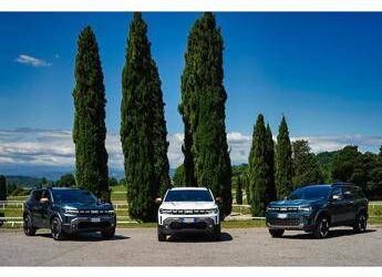 Dacia Duster e Bigster Hybrid-G 150 4×4: GPL, ibrido e trazione elettrica