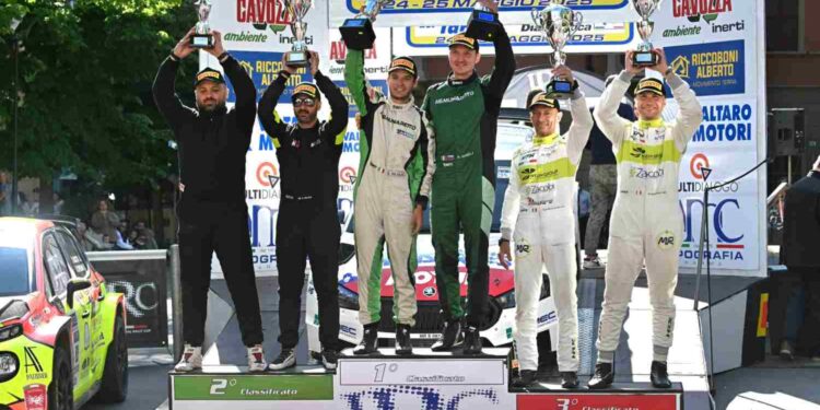 È un Rally Internazionale del Taro ancora a tre cifre: centododici, gli equipaggi alla partenza di Bedonia