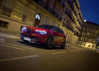Nuova Alfa Romeo Junior: più tecnologia di serie