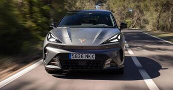 CUPRA Raval Edge Plus debutta in Italia
