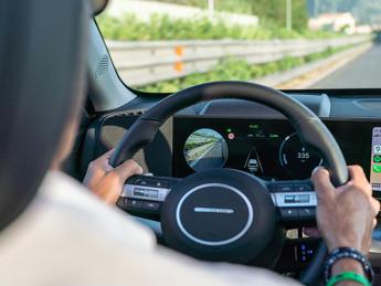 Hyundai SmartSense, la sicurezza intelligente che assiste il conducente