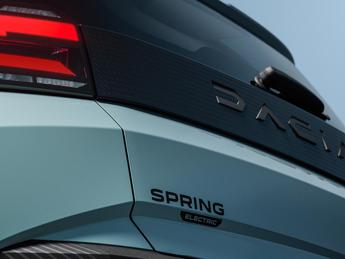 Nuova Dacia Spring: continua la rivoluzione elettrica accessibile