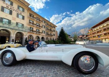 Fontanella e Scarabelli su Lancia Lambda Spider Casaro del ‘27 vincono la Coppa d’Oro delle Dolomiti