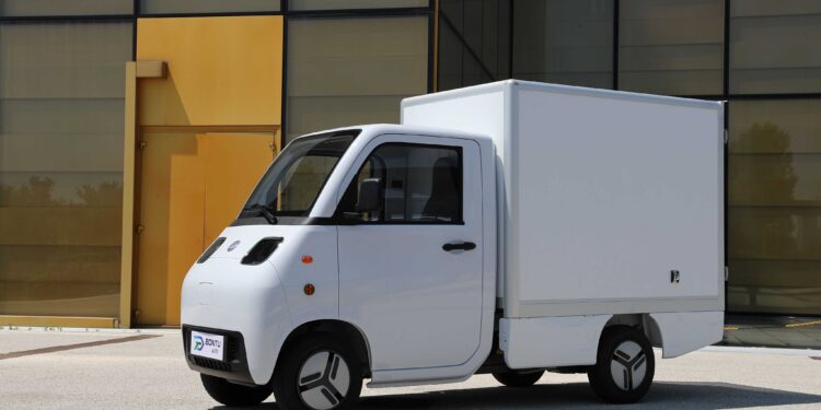 BONTU ESPONE AL SALONE DI TORINO 2026 LA NUOVA GAMMA QUADRICLI:  MINICAR E MINI VEICOLI COMMERCIALI