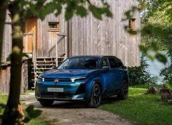 Citroen C5 Aircross Émeraude: il SUV francese si veste dei colori dell’Oceano