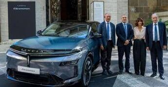Nuova Lancia Gamma: nasce in Italia e promette fino a 740 km di autonomia